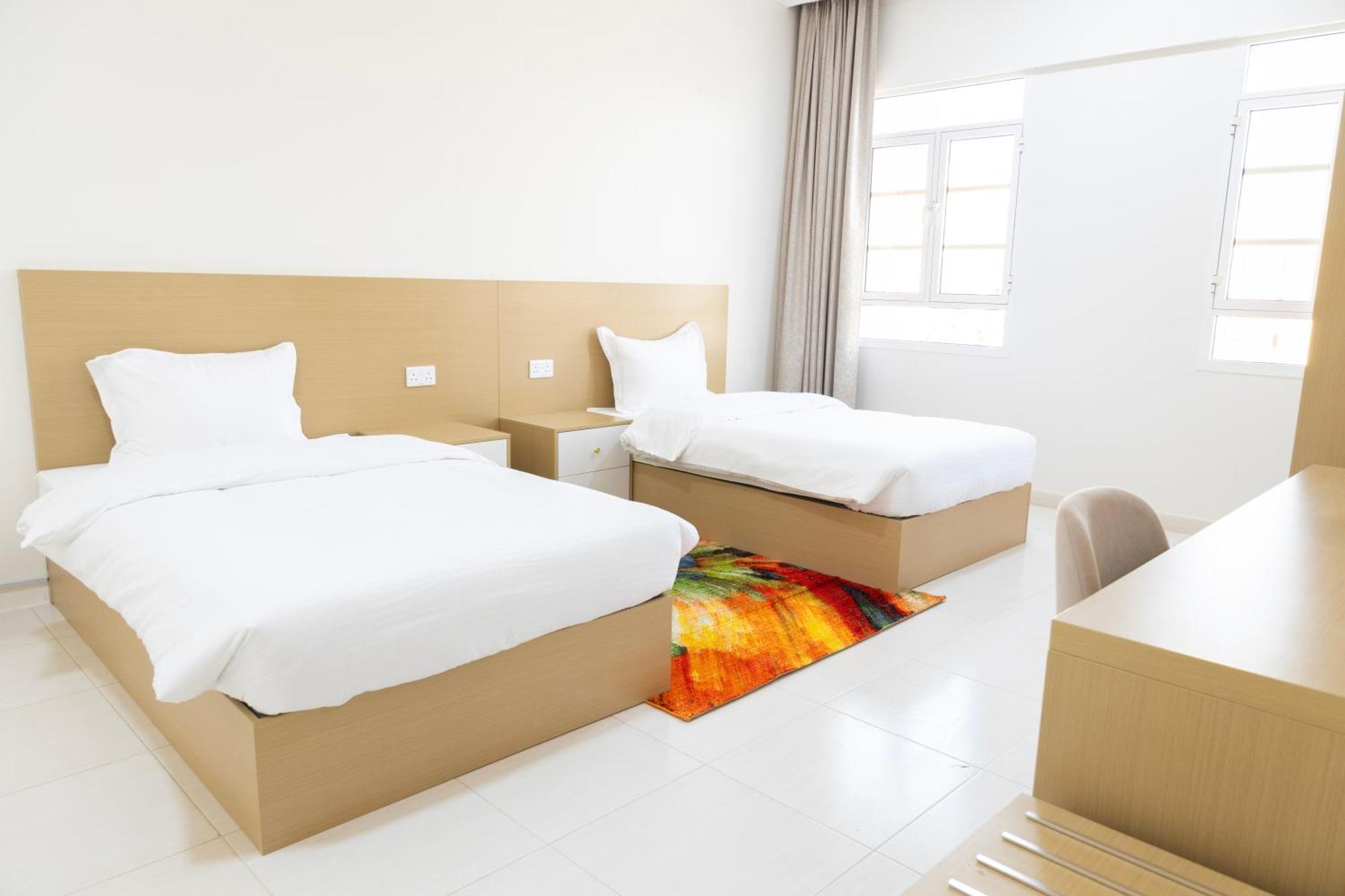 Riviera Suites , Hotel Apartement 수르 외부 사진